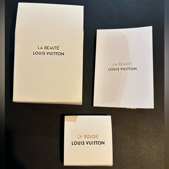 Louis Vuitton Rouge Lipstick Sample Set - Picture 5 of 15